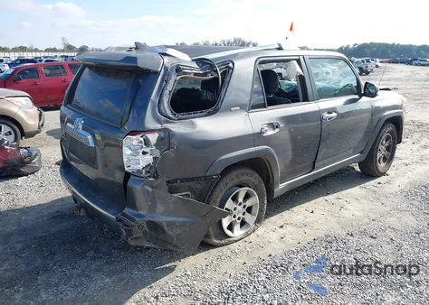 2010 Toyota 4Runner Sr5 V6 z USA, uszkodzony, nr VIN JTEZU5JR5A5013140